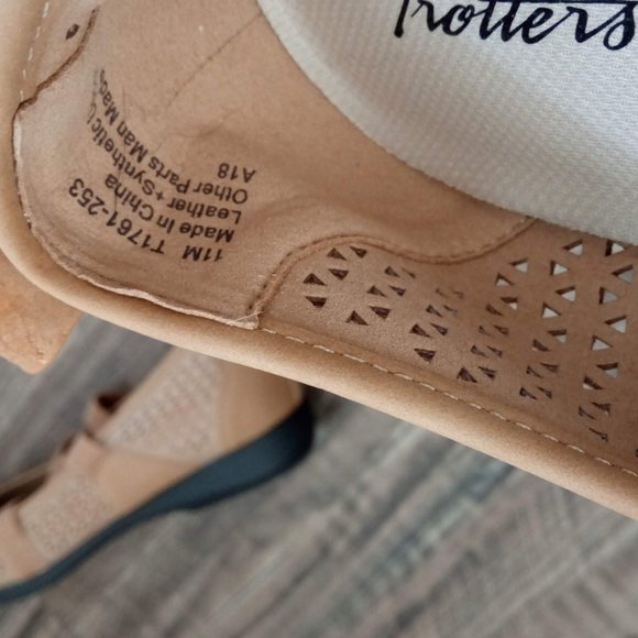 Trotters Josie Mary Janes Tan SZ 11M excellent! - Picture 8 of 9